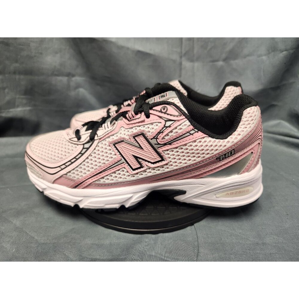 New Balance Girls 740 Sneakers GR740DK Mesh White Pink Size 7 NEW IN BOX! - Picture 5 of 12